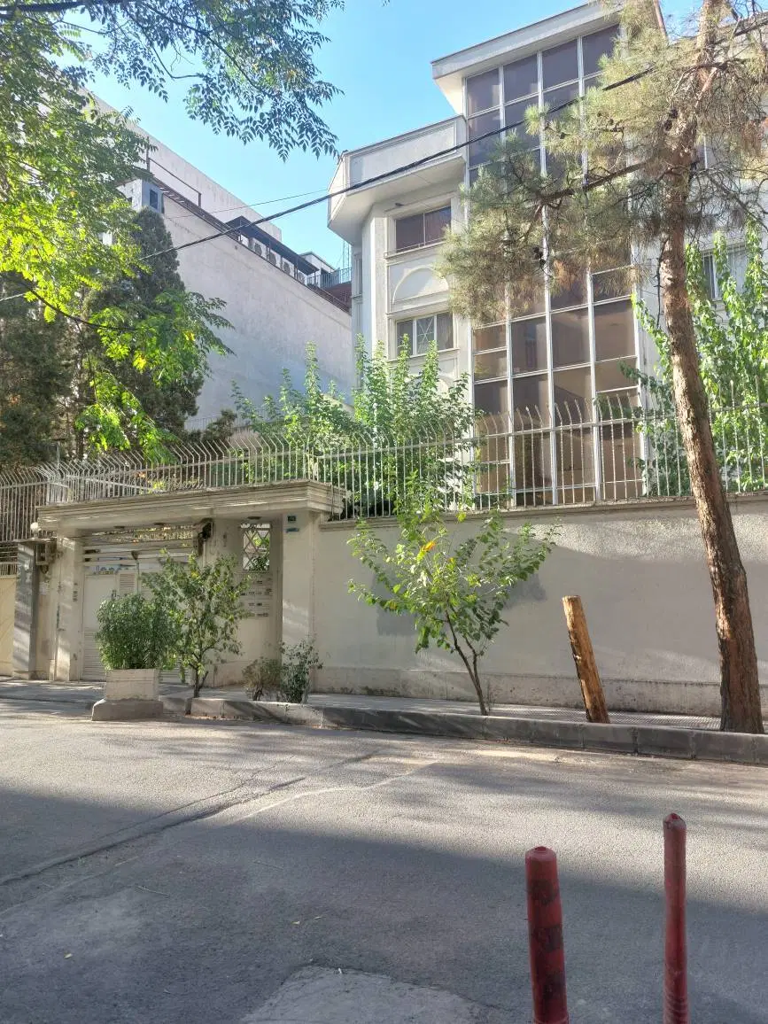 100متری رهن کامل خیابان خرمشهر