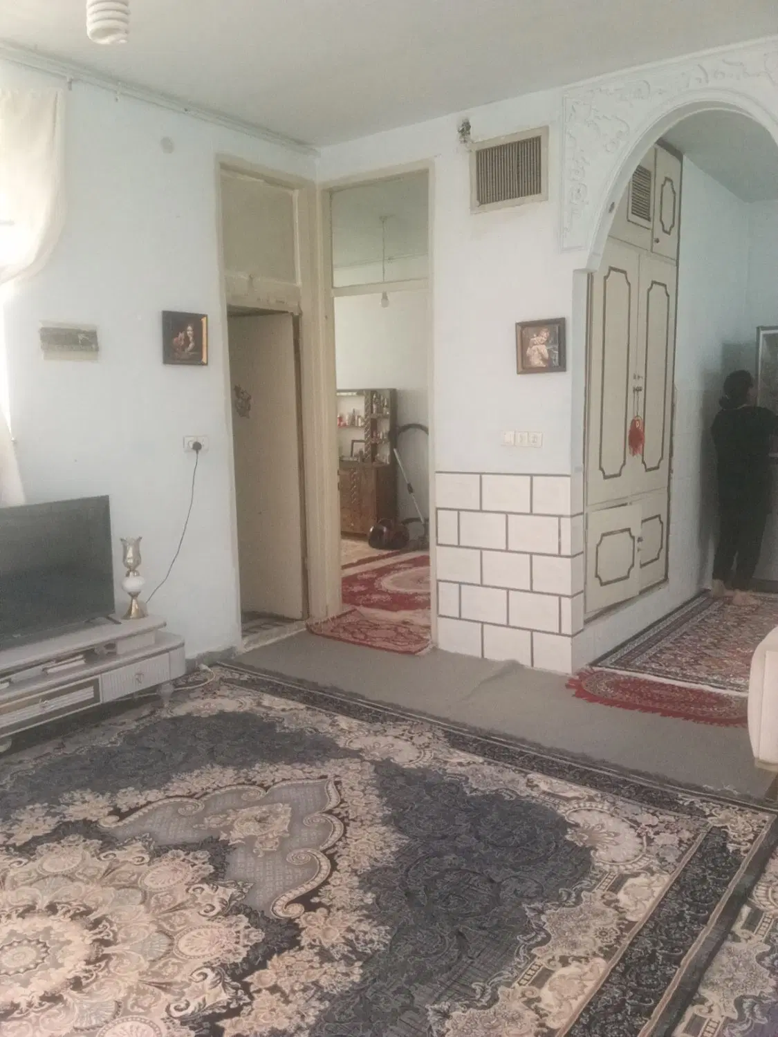 خانه واقع در 24متری خ ولیعصر
