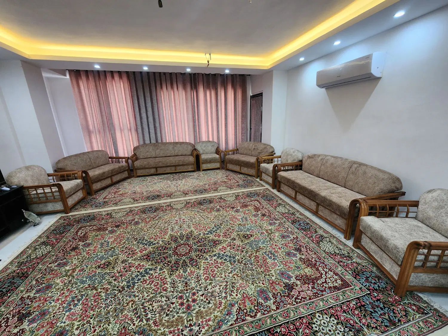 اپارتمان شهرک گلستان کوی نیلوفر