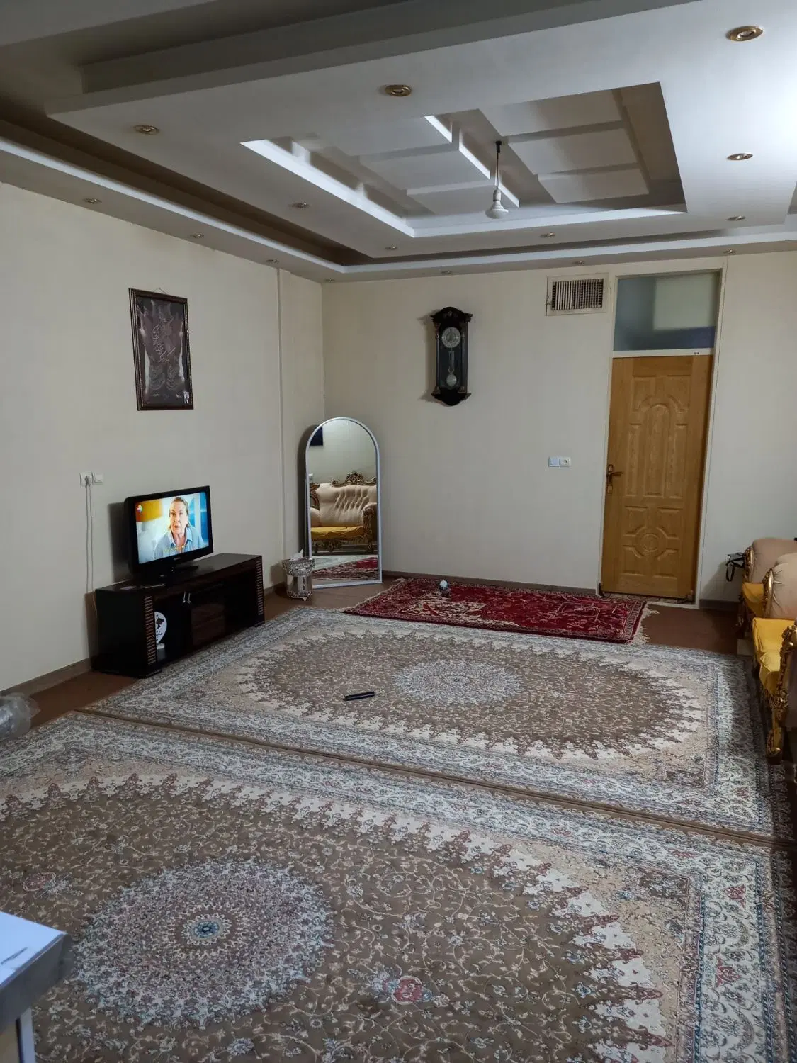 ویلایی سه طبقه