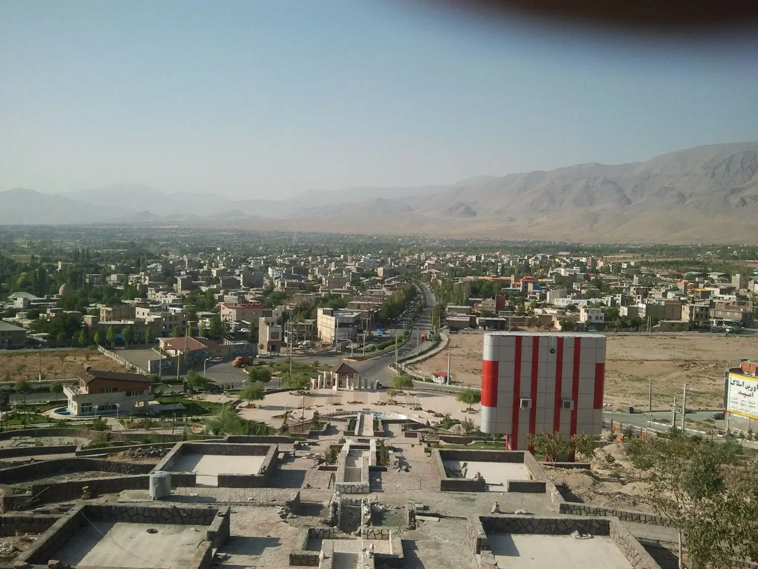 ۹ هکتار زمین مسکونی_ متل قو