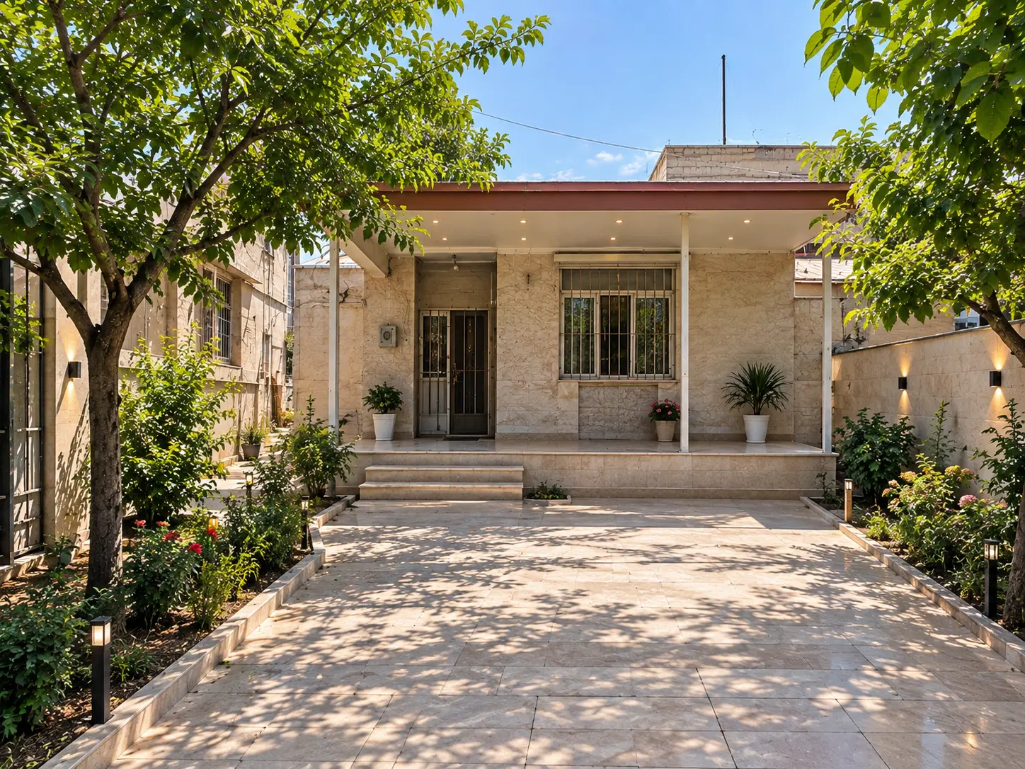 ویلایی جنوبی عرض۱۱ مناسب ساخت