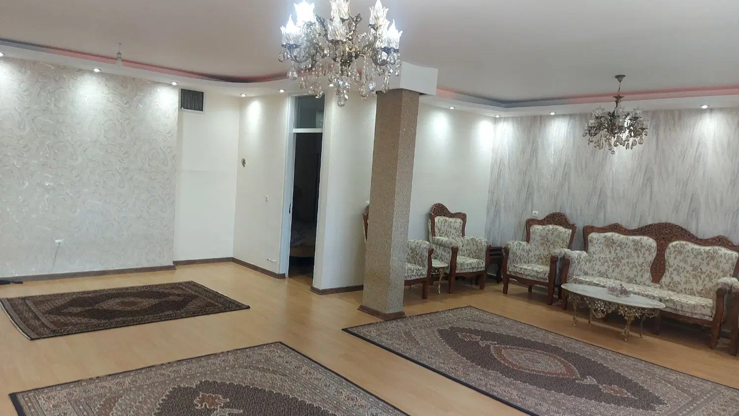 آپارتمان ۹۵ متری لوکس بر خیابان رسالت