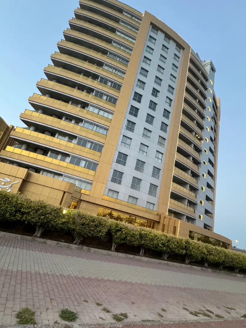 برج طلایی یک تکخواب
