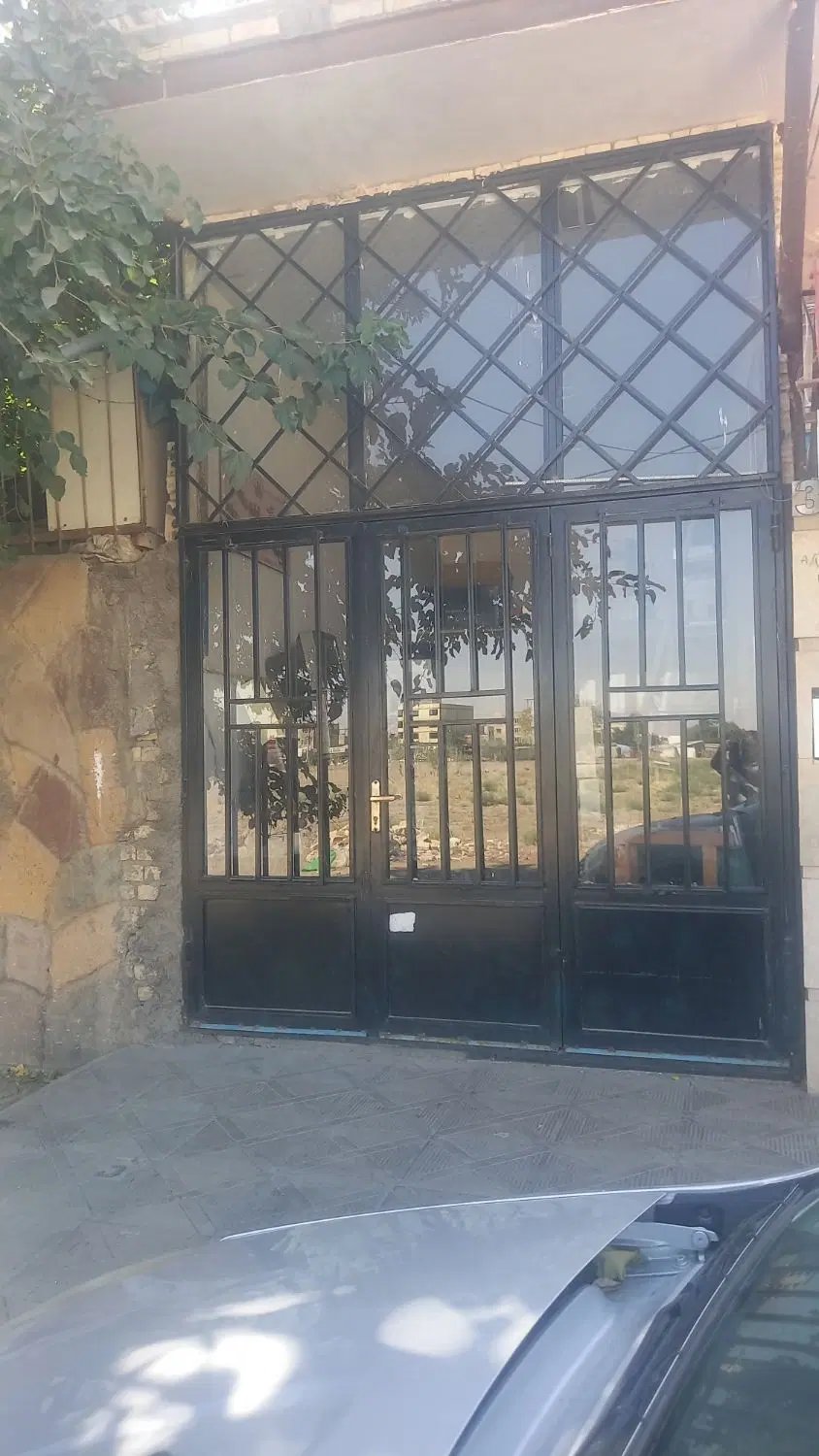 مغازه اجاره ۱۸متر و بالکن