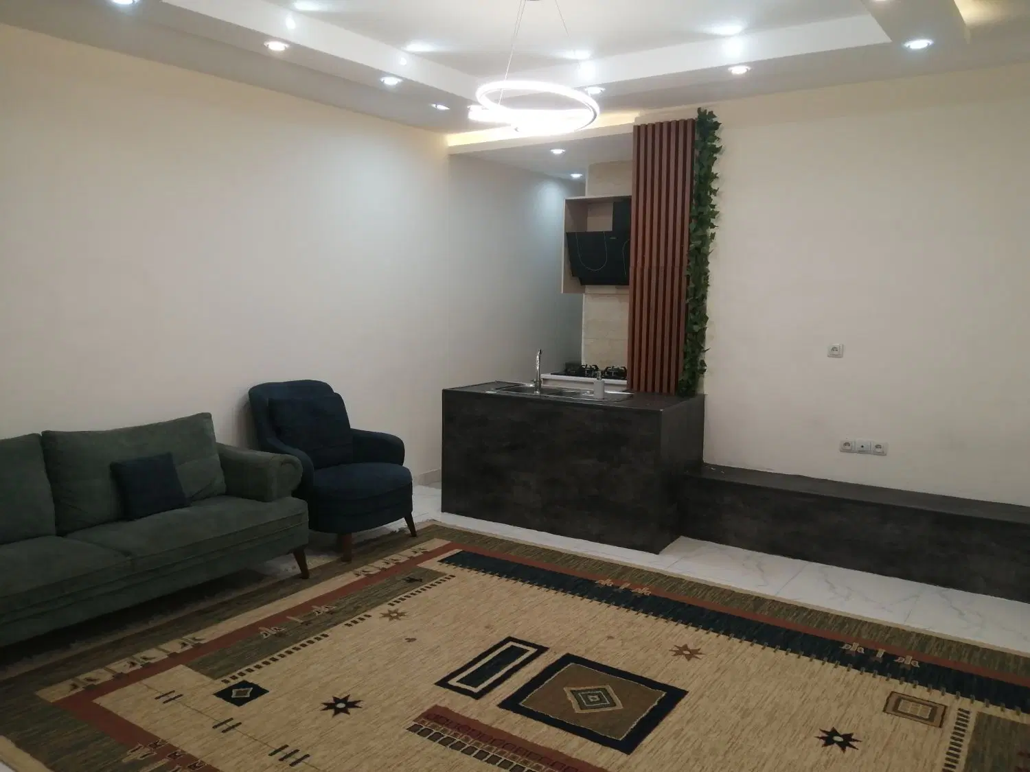 سوئیت نوساز و تمیز کنار دریا