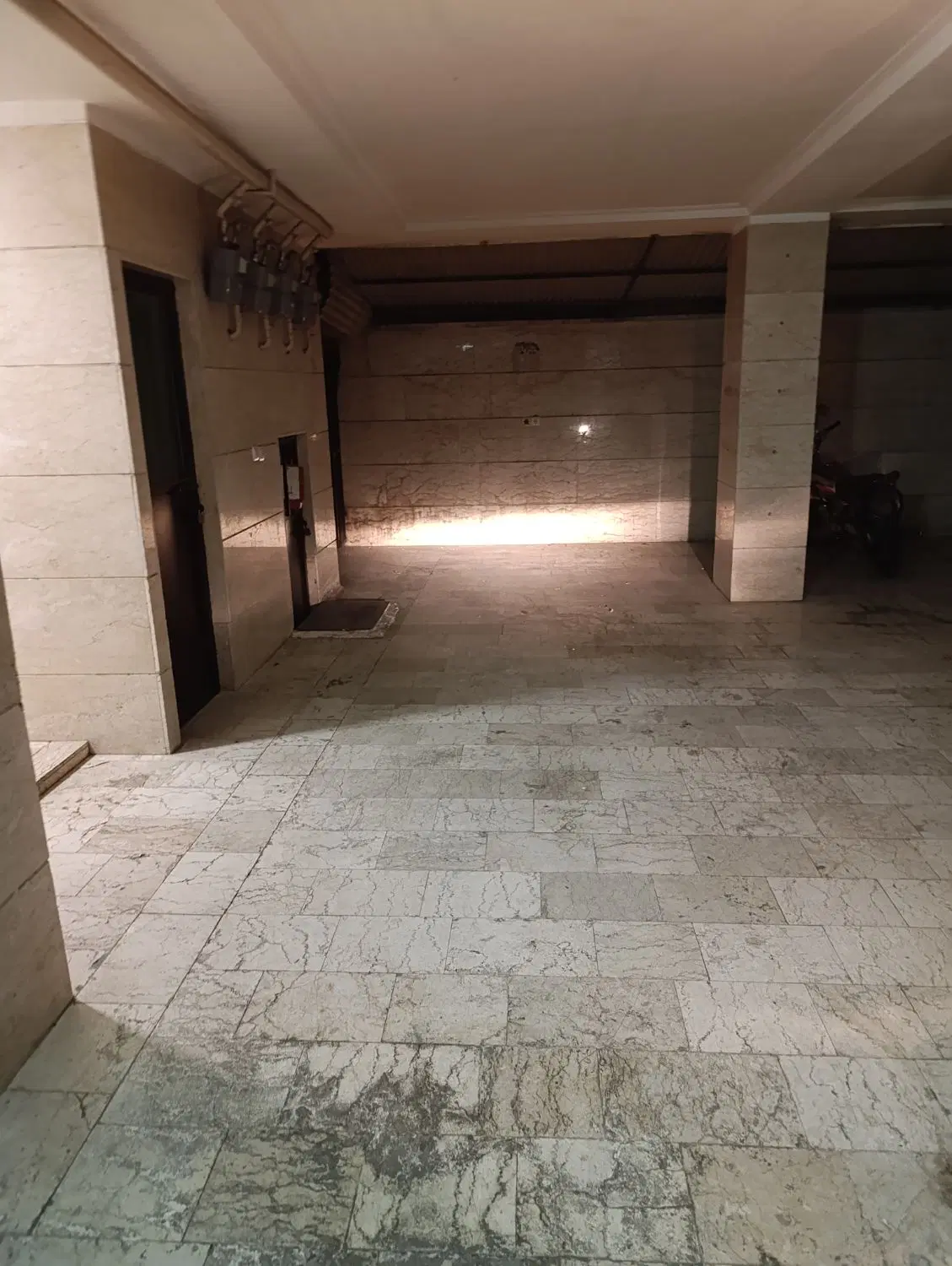 اجاره پارکینگ