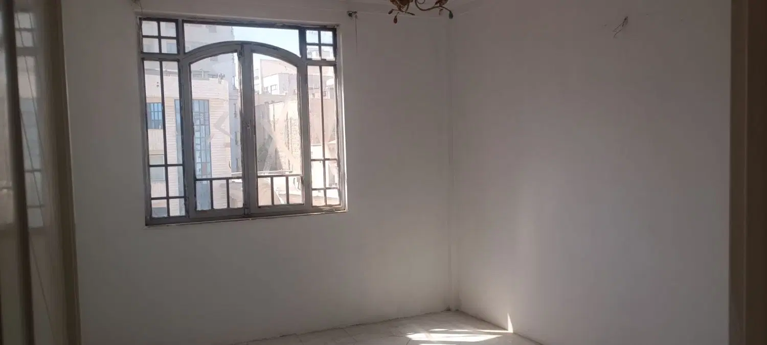 آپارتمان میدان کوثر ۷۰ متر