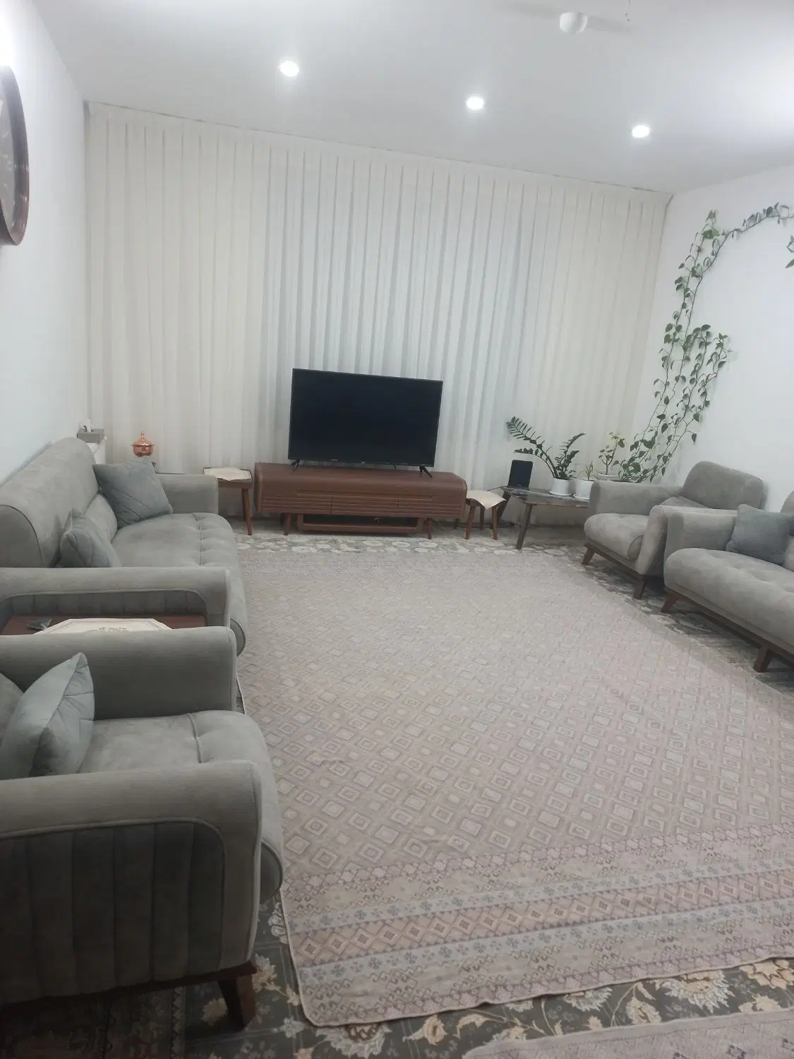 فروش آپارتمان زعفرانیه با نصبیجات