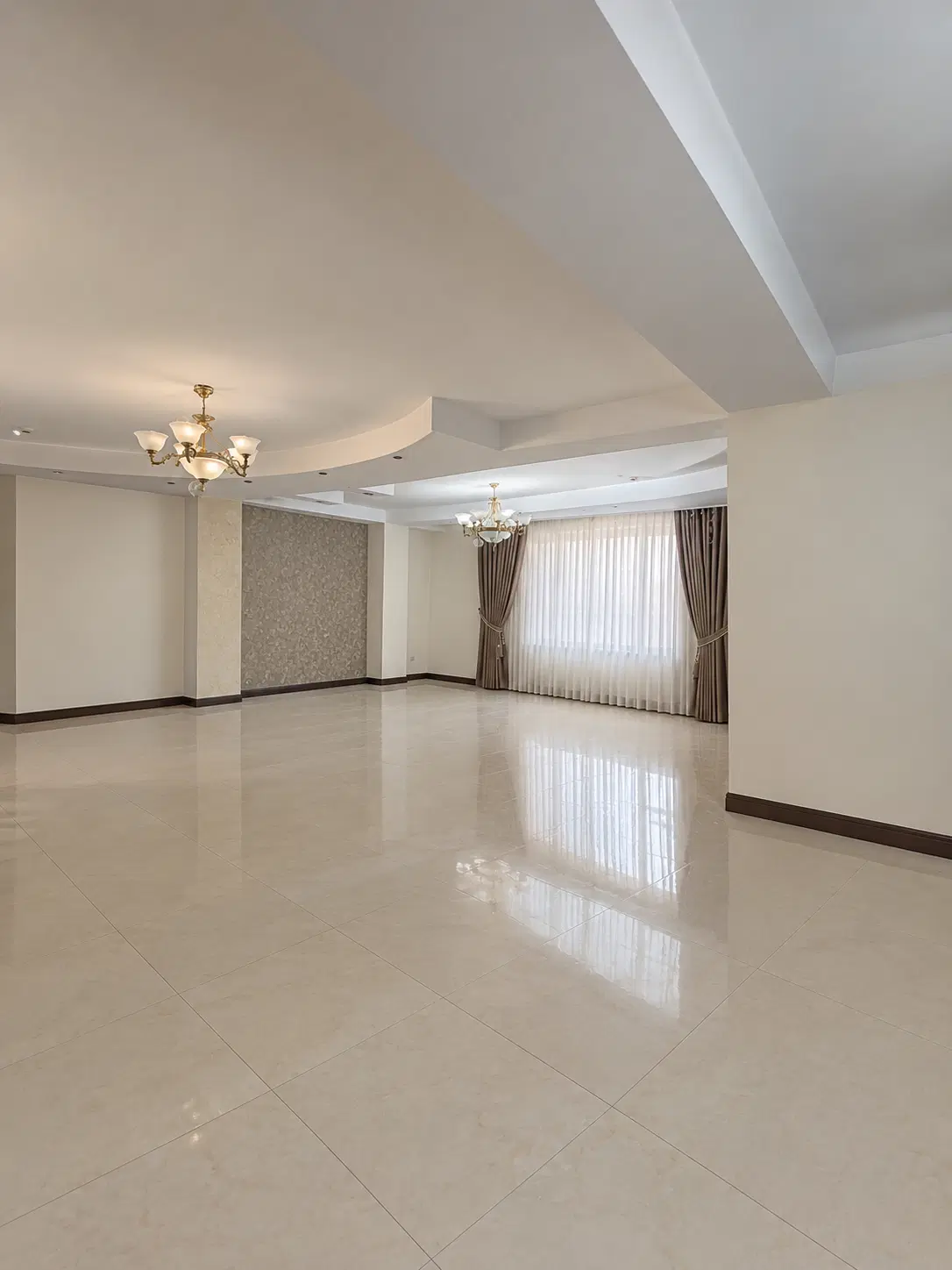 ۱۴۸متر ۳ خواب_ فول امکانات _ تاپ لوکیشن