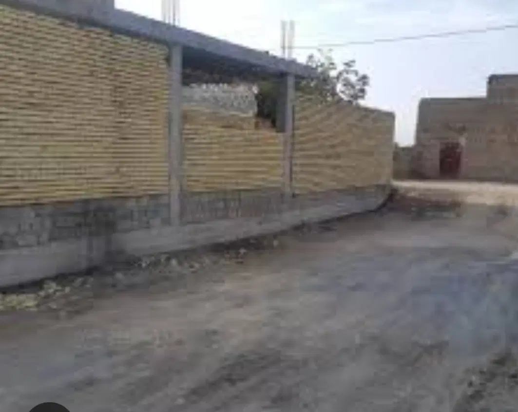 زمین فروشی