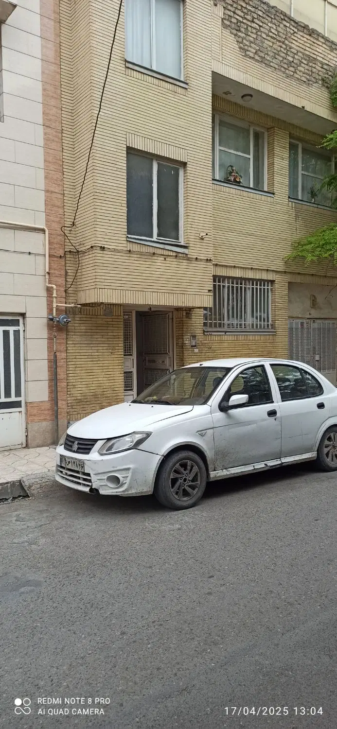 ویلایی شیش سقف تراکم