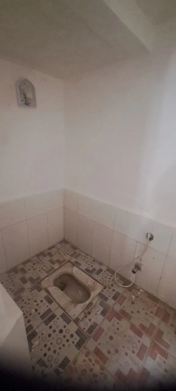 طبقه همکف ۶۵ متری