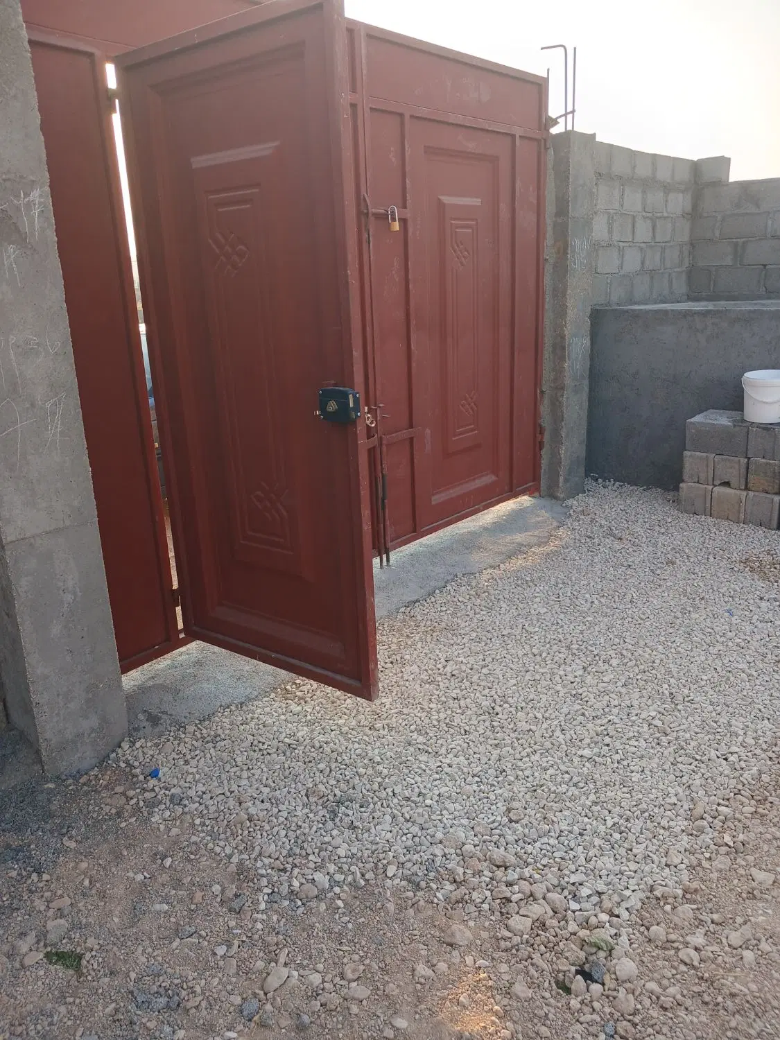 زمین به مساحت444متر پشت ایستگاه چاهه 10در43