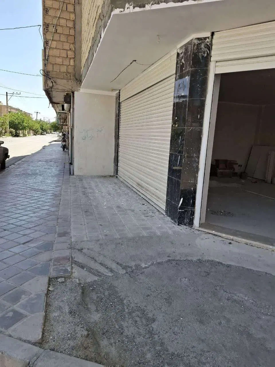 مغازه تجاری نوساز ، دوبر