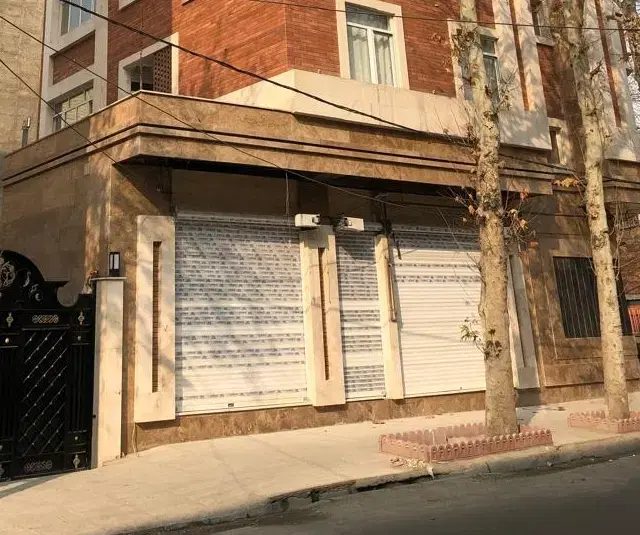 مغازه ۵۰ متری کوی فرهنگ