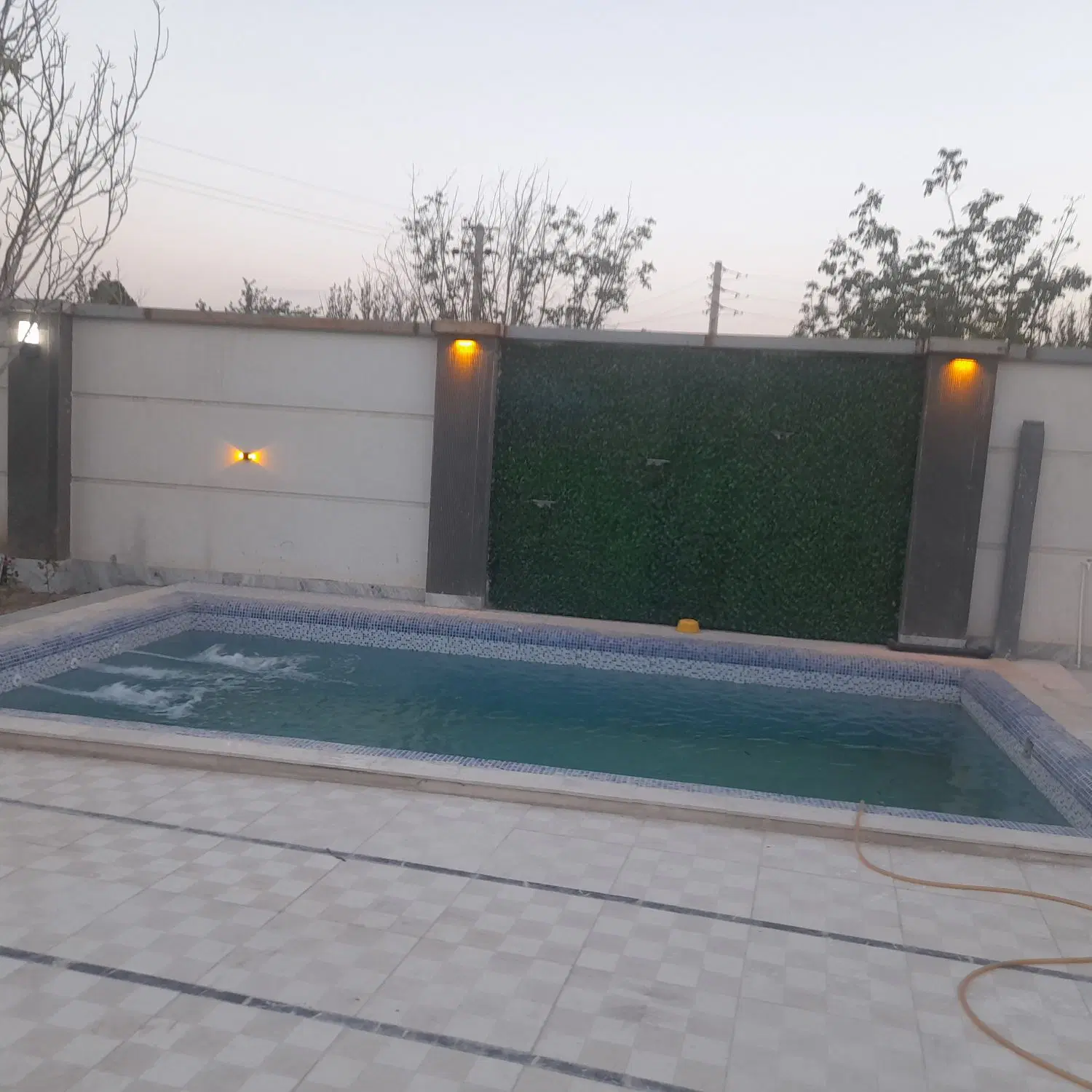 باغ ویلا ۷۵۰ متری میدان رعنا