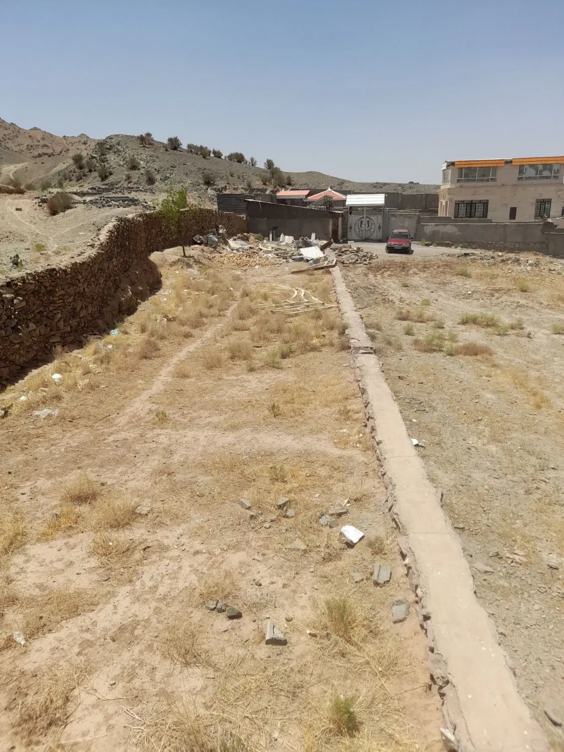 یک قطعه زمین باغ منزل چهکند بالا