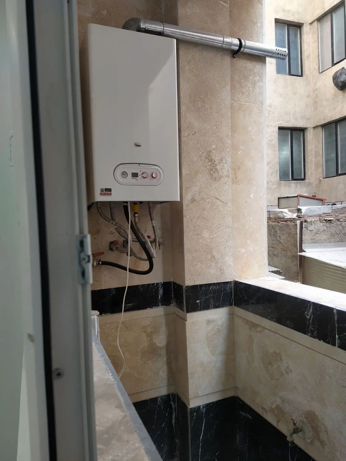 98متری تک واحدی