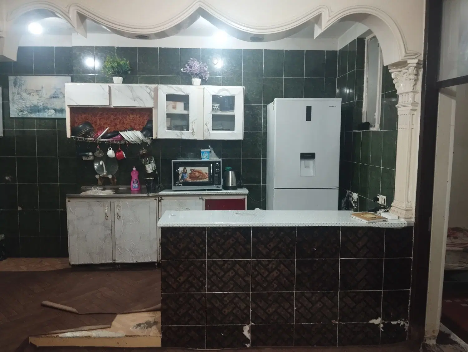 طبقه پایین فروشی