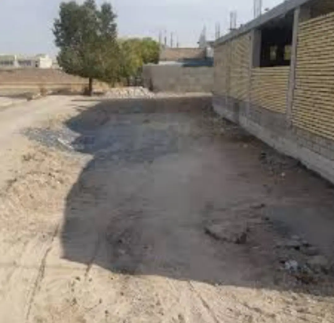 زمین 347 متری