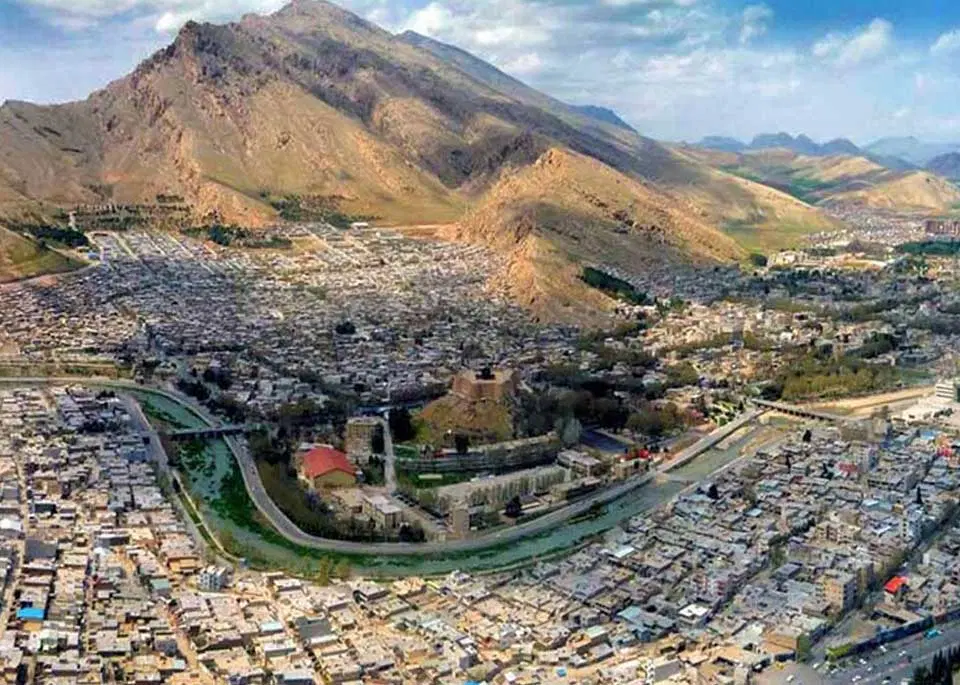 از زمین‌های باقری