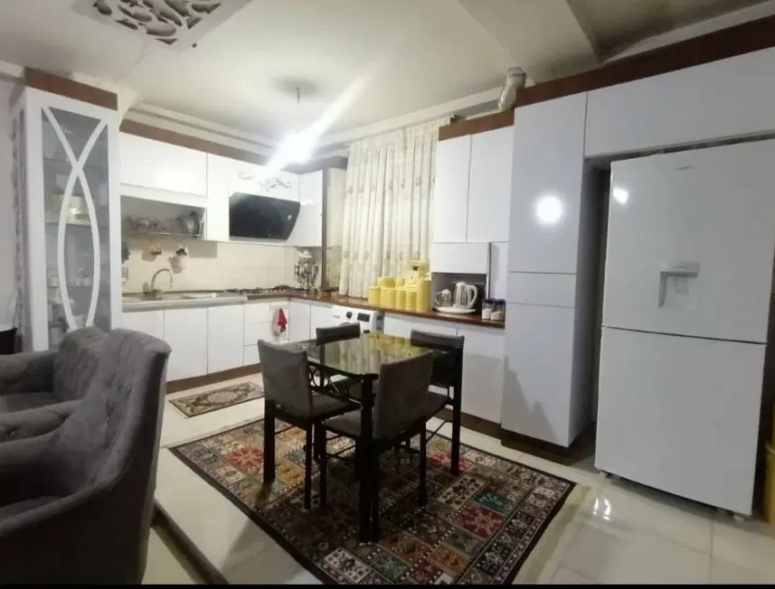 آپارتمان ۷۵ متری خیابان راه‌آهن