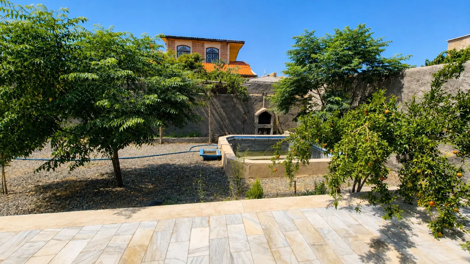خونه باش نیاسر