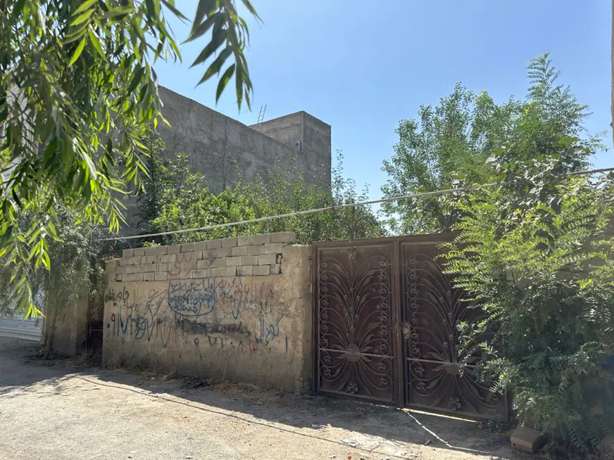 باغچه ۵۵۰ متری داخل بافت شهری