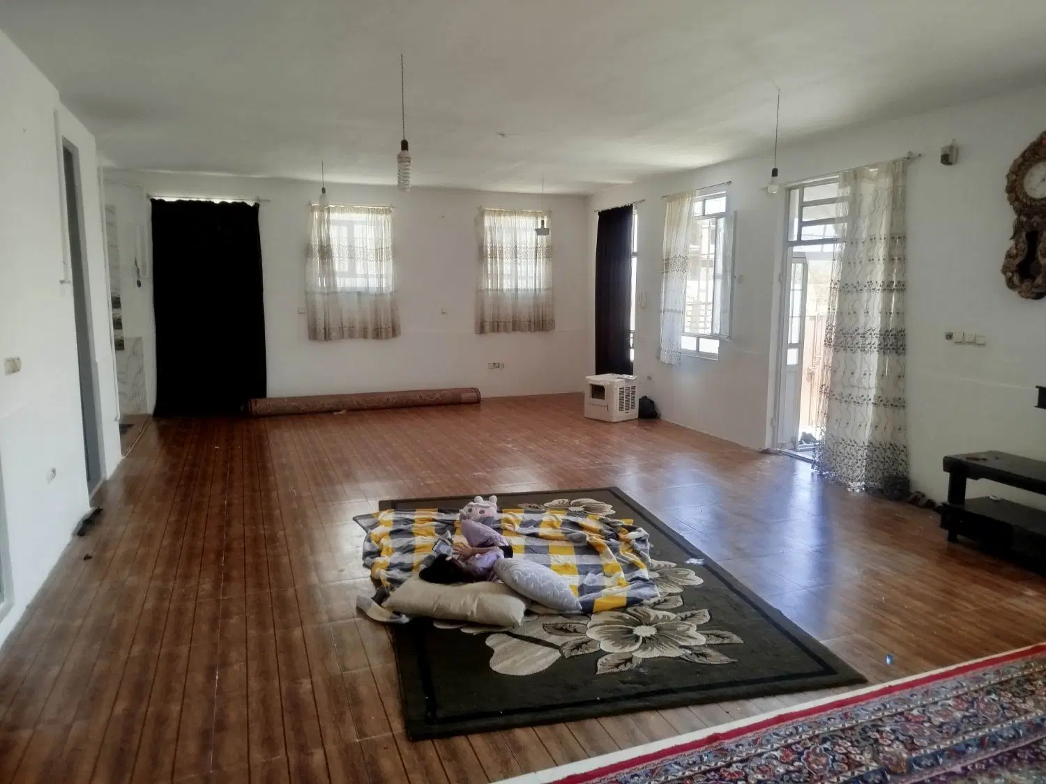 ساختمان ویلایی کرم آباد
