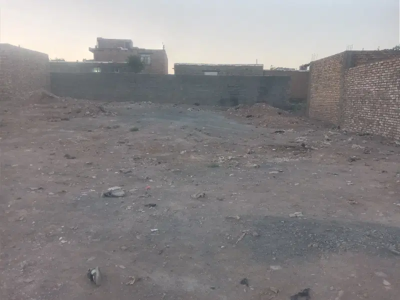 زمین فروشی