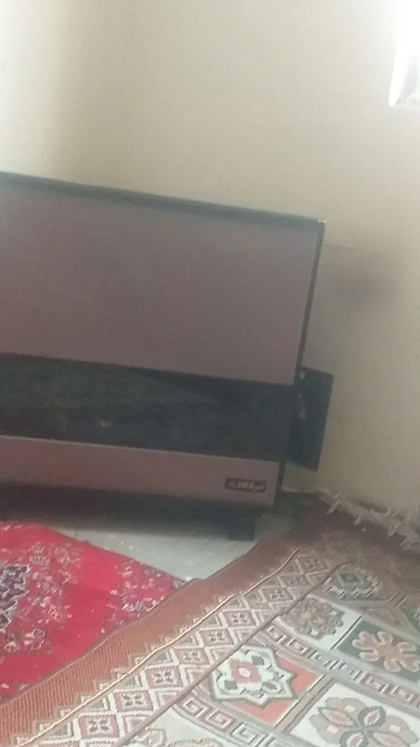 همخانه خانم‌ سن بالا یه طبقه دربست