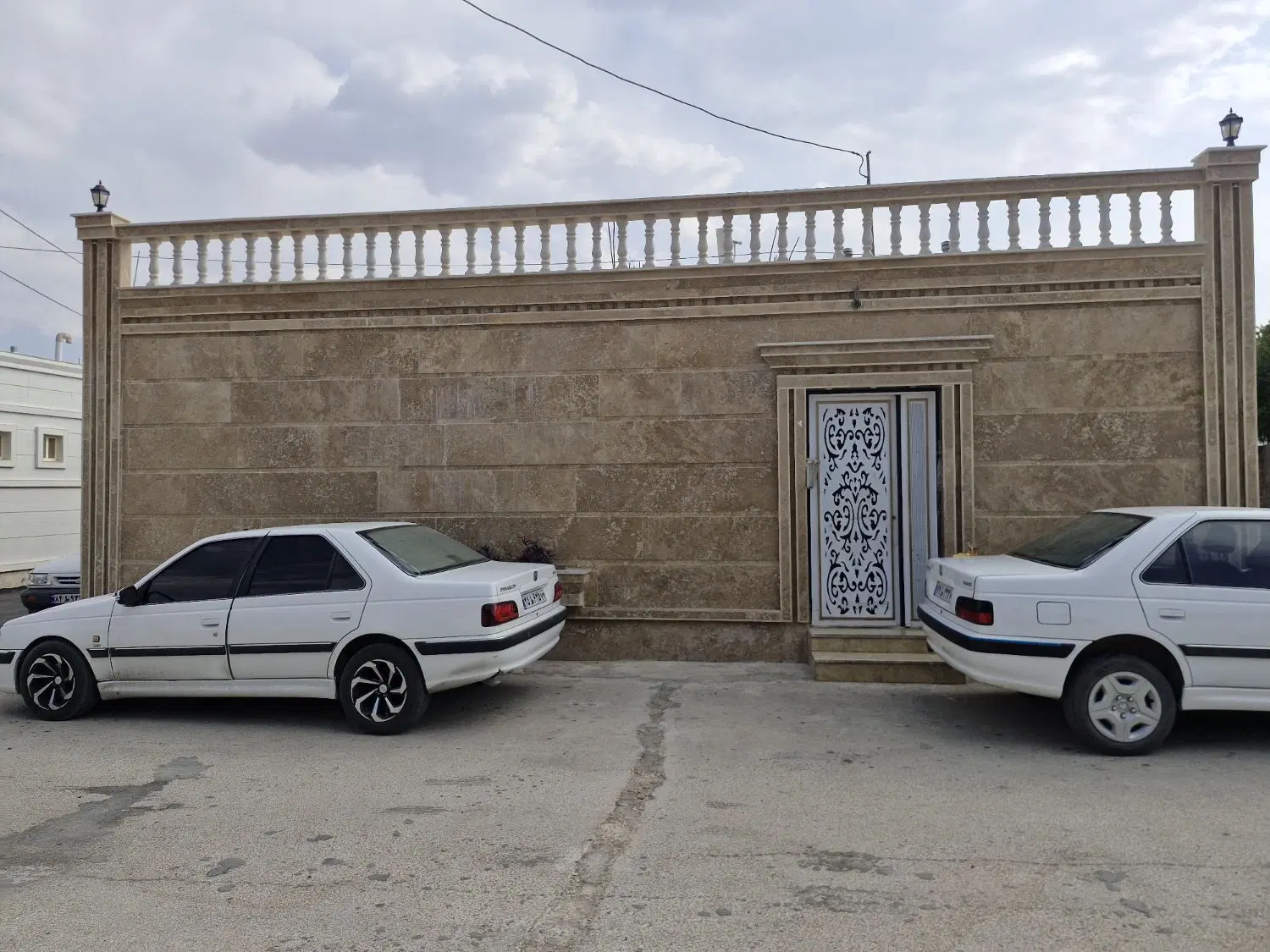 فروش منزل مسکونی نوساز در شهرک جایدشت