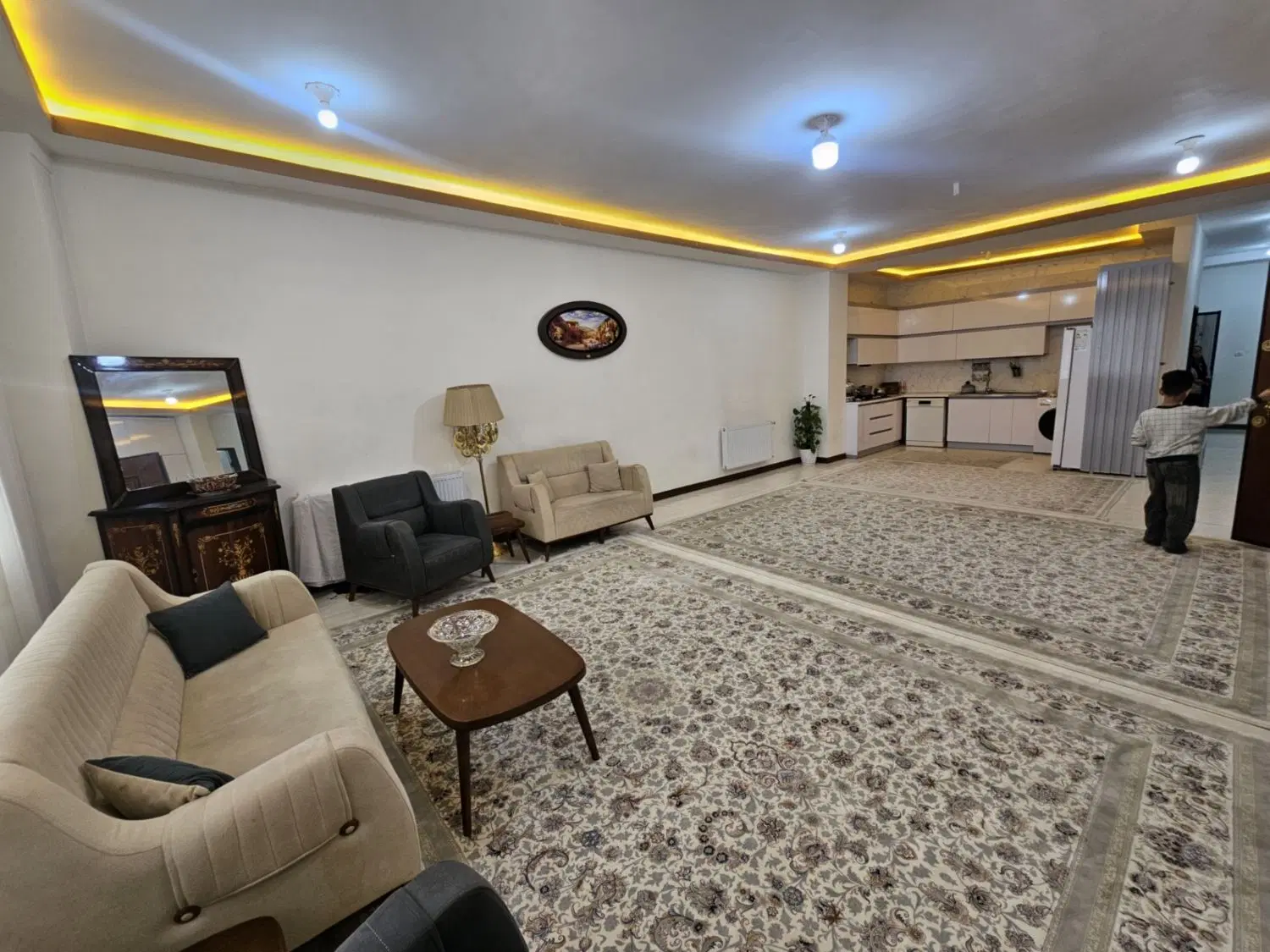 اجاره واحد آپارتمان دانشجو و خیام شرقی