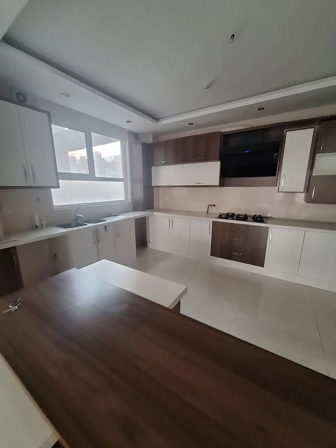 ۸۰متر_۲خواب_تاپ لوکیشن دروس
