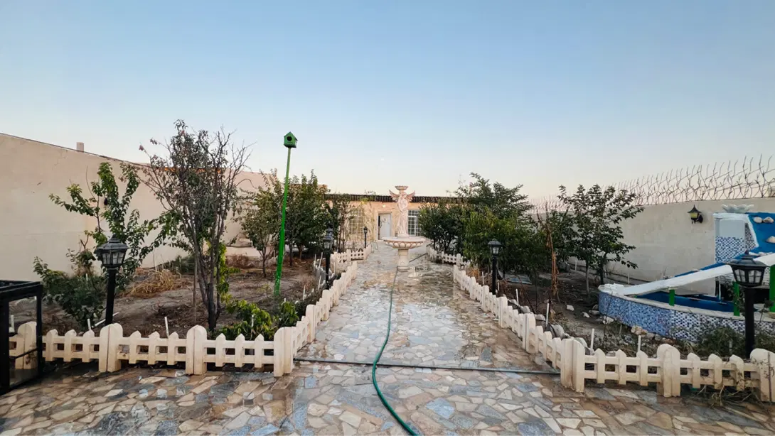 باغ ویلا استخرابگرم اب برق گاز شاهنامه۷۶ دهشک