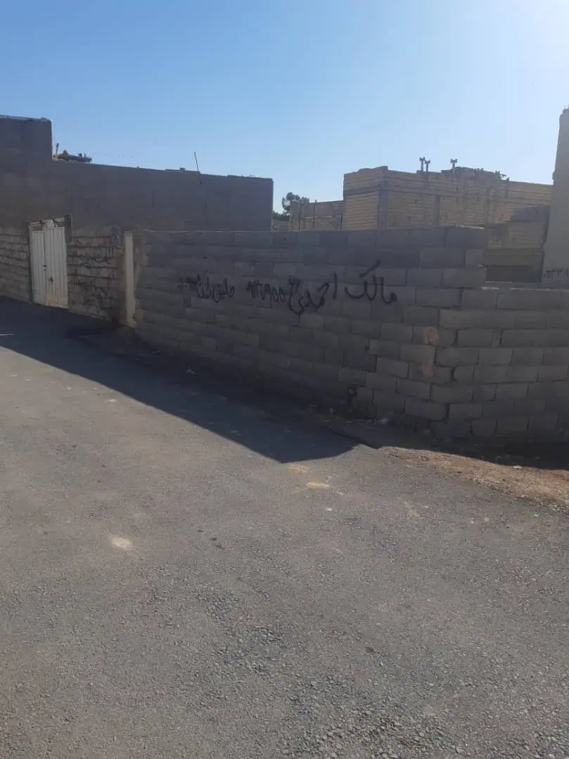 زمین چهاردیواری ۱۸۵ متری سیمرغ