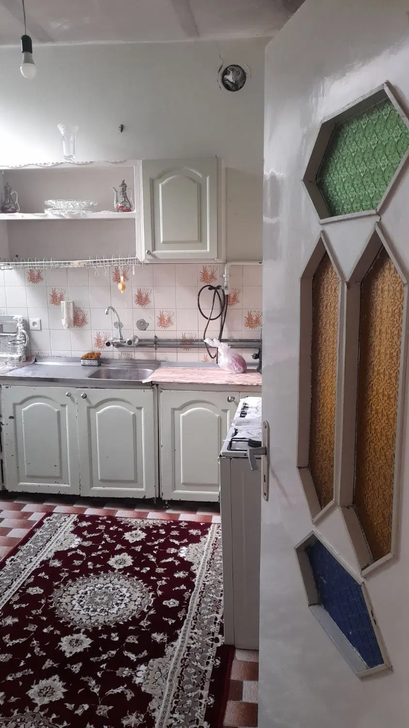 مژده مژده یه خونه قدیمی دوطبقه قولنامه وسندمادر
