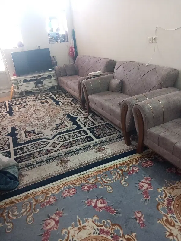 یک باب منزل مسکونی شناجی حیاط دار یک خواب
