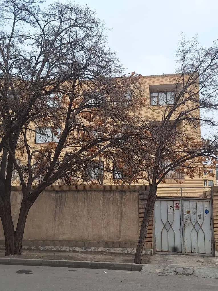 ویلایی ۲۰۰متر یک طبقه