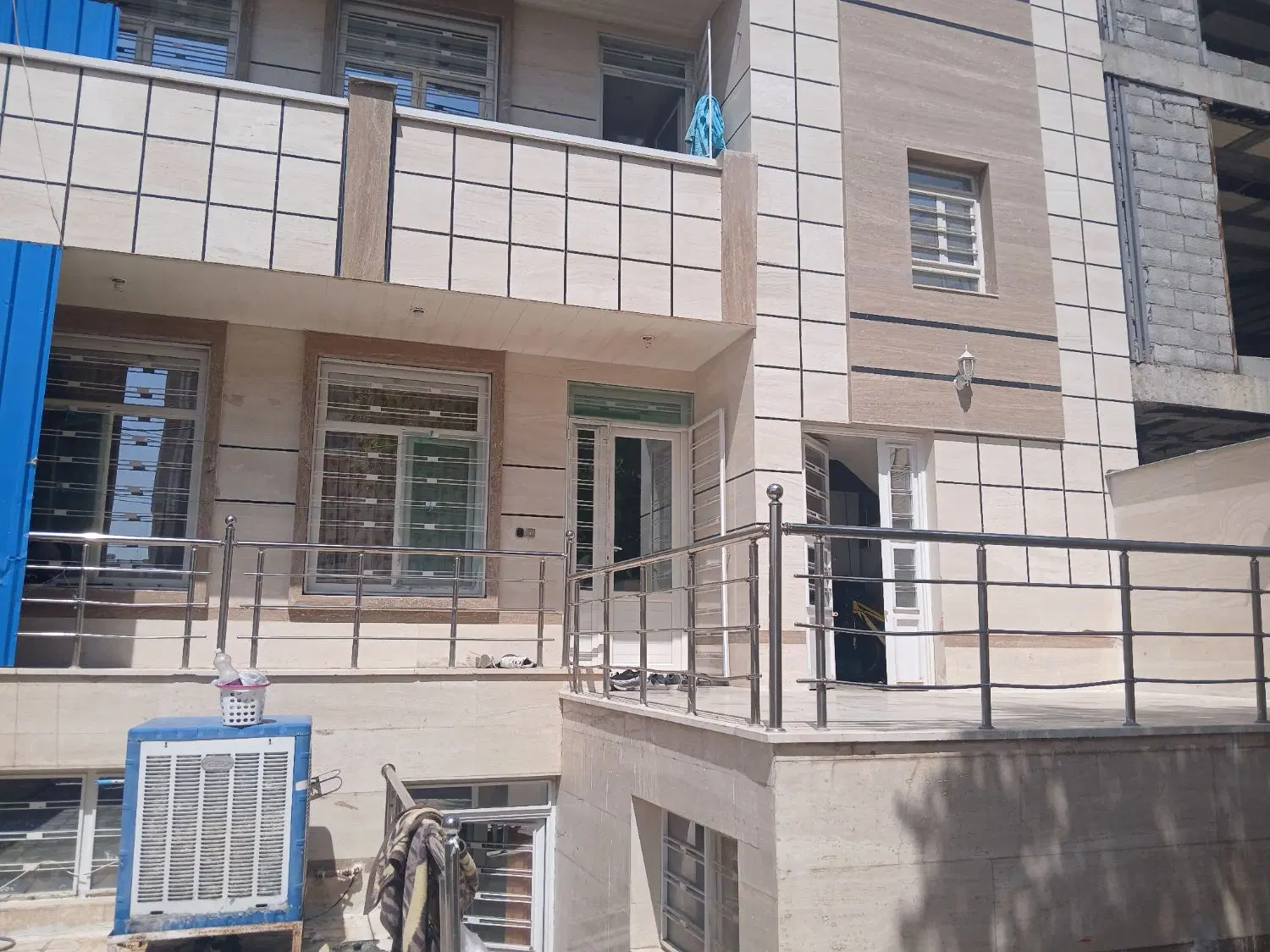 فروش منزل ویلایی سه طبق