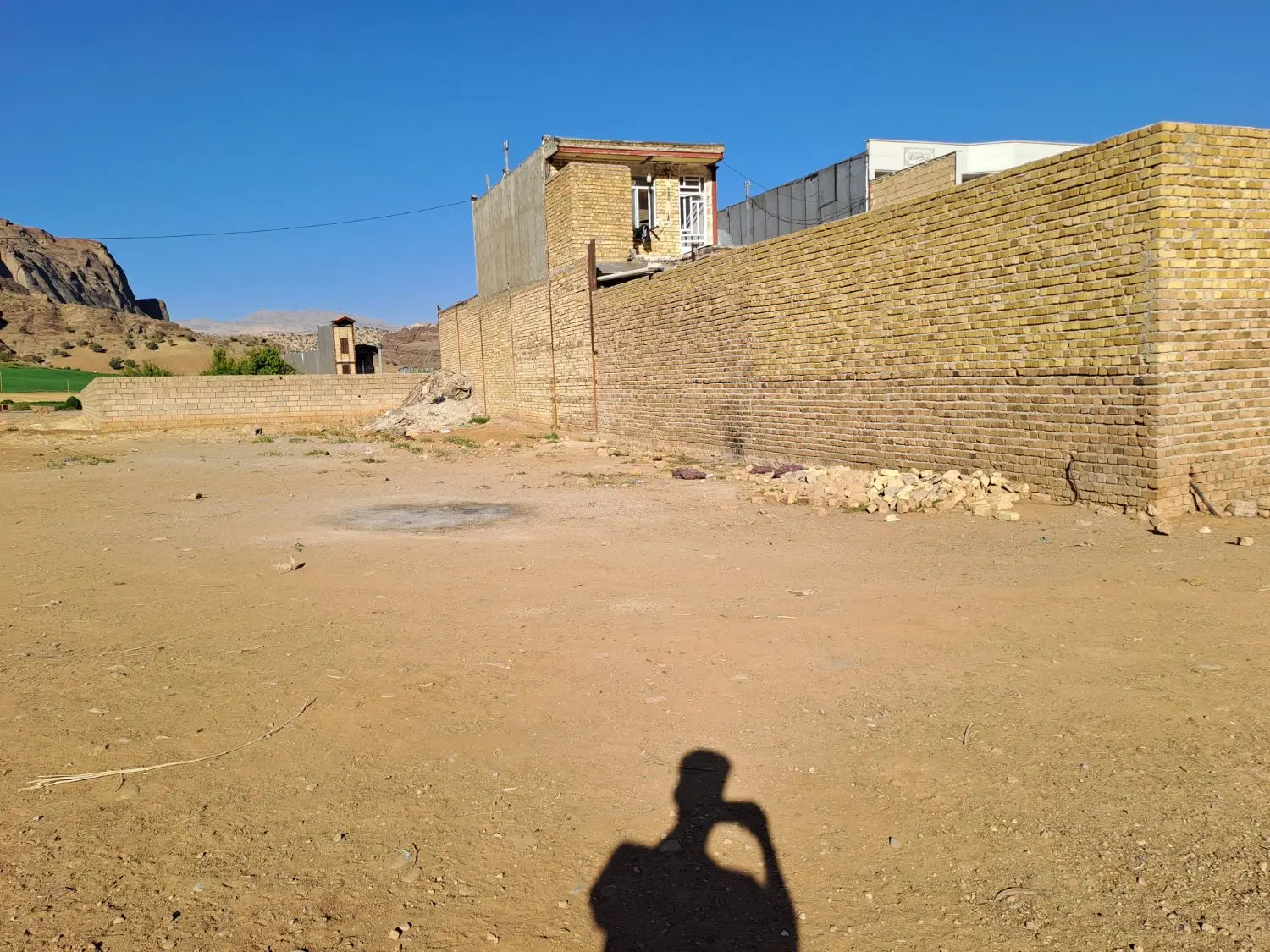 قلعه سنگی روستای فرهمند