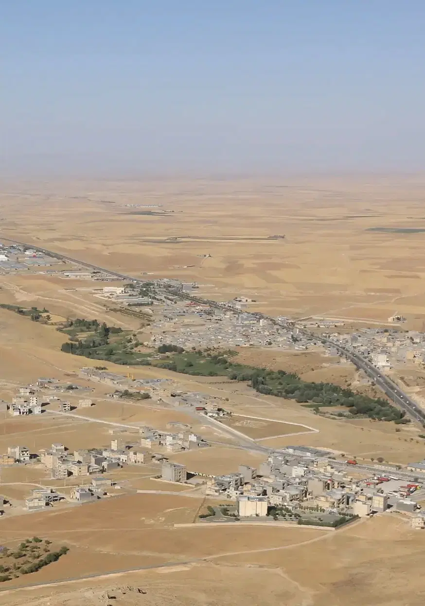 زمین ۲۹۹۱ متری در تخت بیجار