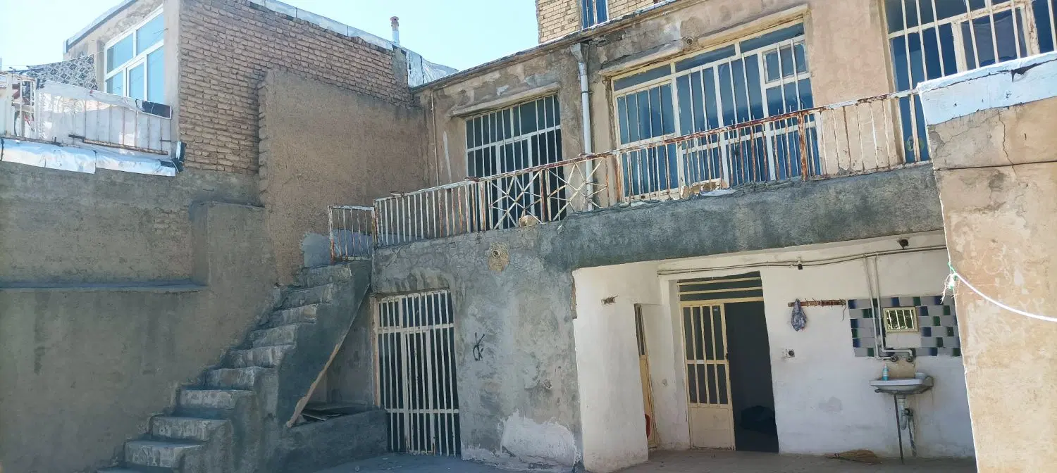 خانه مسکونی کانی کوزله کوچه شهریور 35