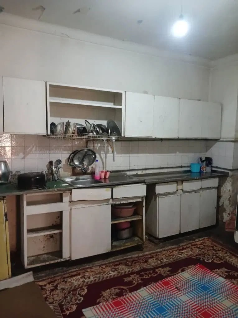 منزل دوطبقه حضرتی به فروش می‌رسد