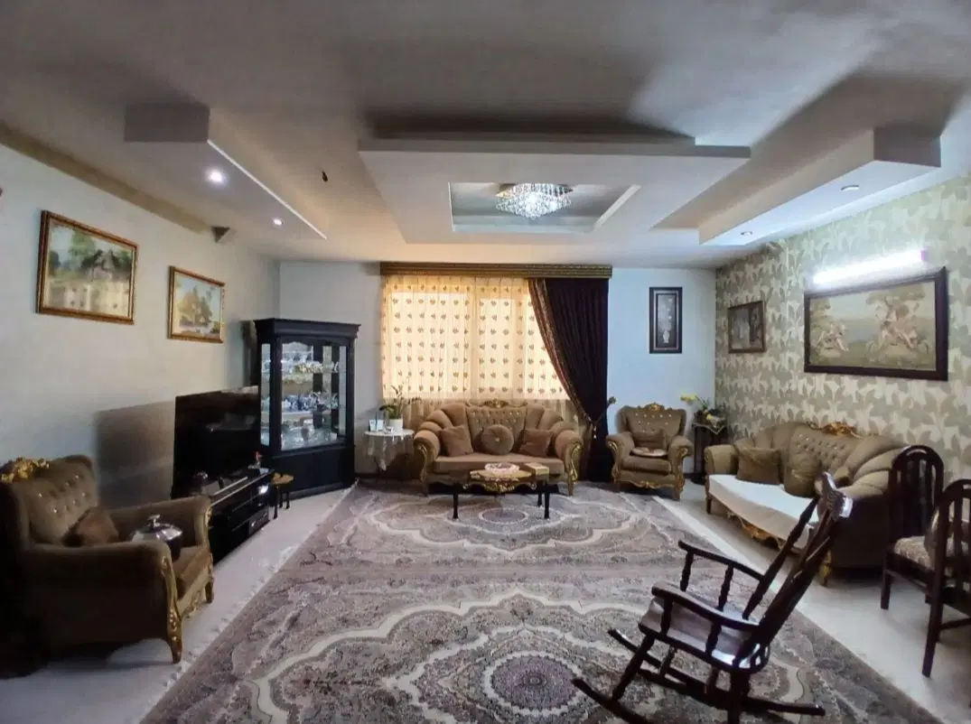 آپارتمان ۹۵ متری سه خوابه