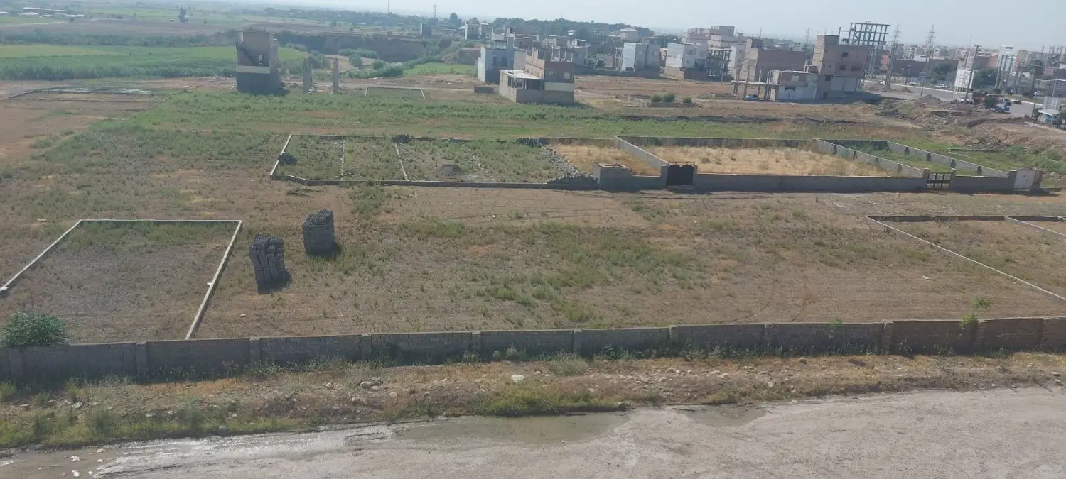 زمین مسکونیدور میدان الزهرا