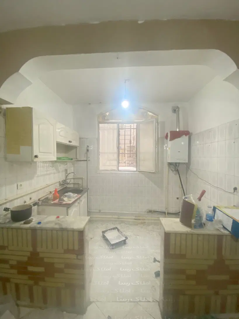 ۳۵متر _ تخت‌خور _ پاسیو _ اول‌تک _ ۳ دقیقه‌مترو