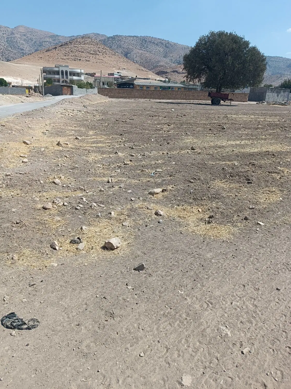 فروش زمین در بهترین نقطه روستای منجرموبی