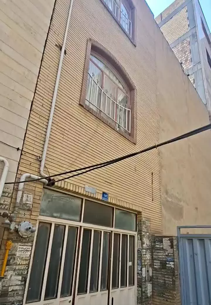 فروش ۲ سر ۷۴ متر همکف ارغوان یکم آماده مشارکت